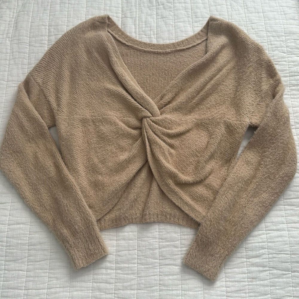 Size XS Hollister reversible top!